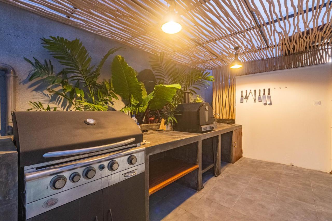 5 Bedroom Villa Sultan Luxury Entertainment And Relaxation スミニャック エクステリア 写真