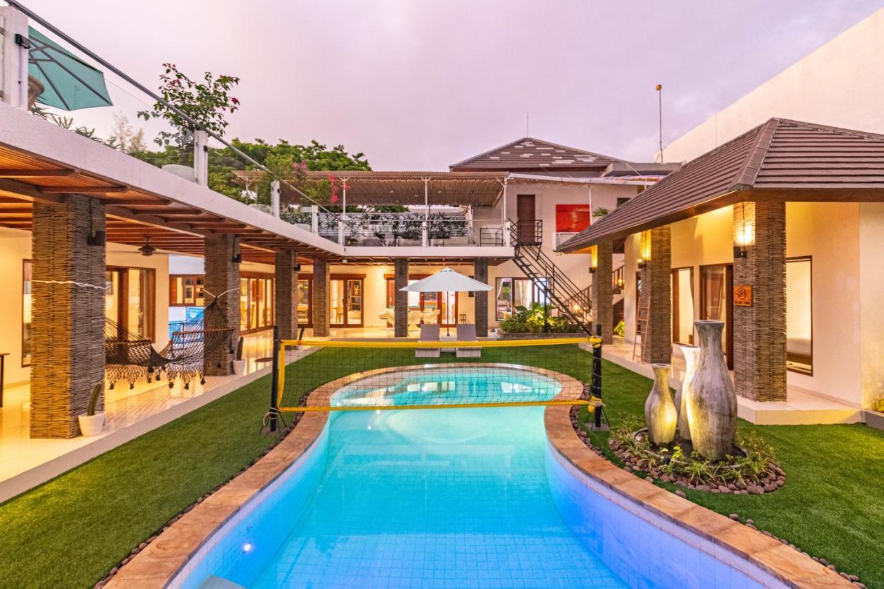 5 Bedroom Villa Sultan Luxury Entertainment And Relaxation スミニャック エクステリア 写真