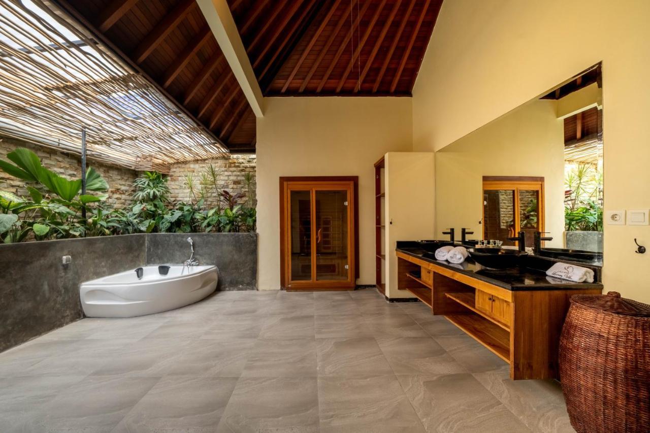 5 Bedroom Villa Sultan Luxury Entertainment And Relaxation スミニャック エクステリア 写真