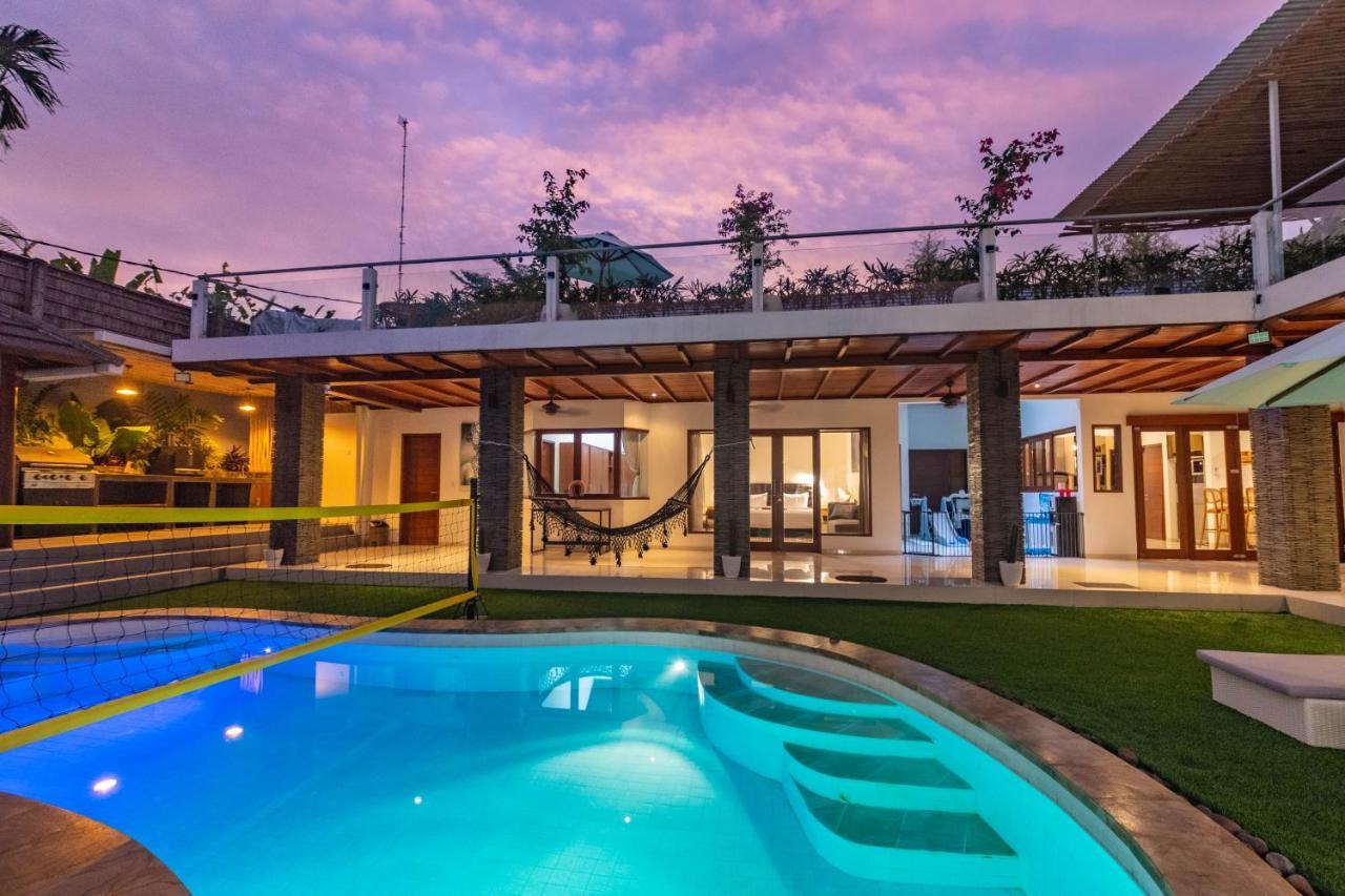 5 Bedroom Villa Sultan Luxury Entertainment And Relaxation スミニャック エクステリア 写真