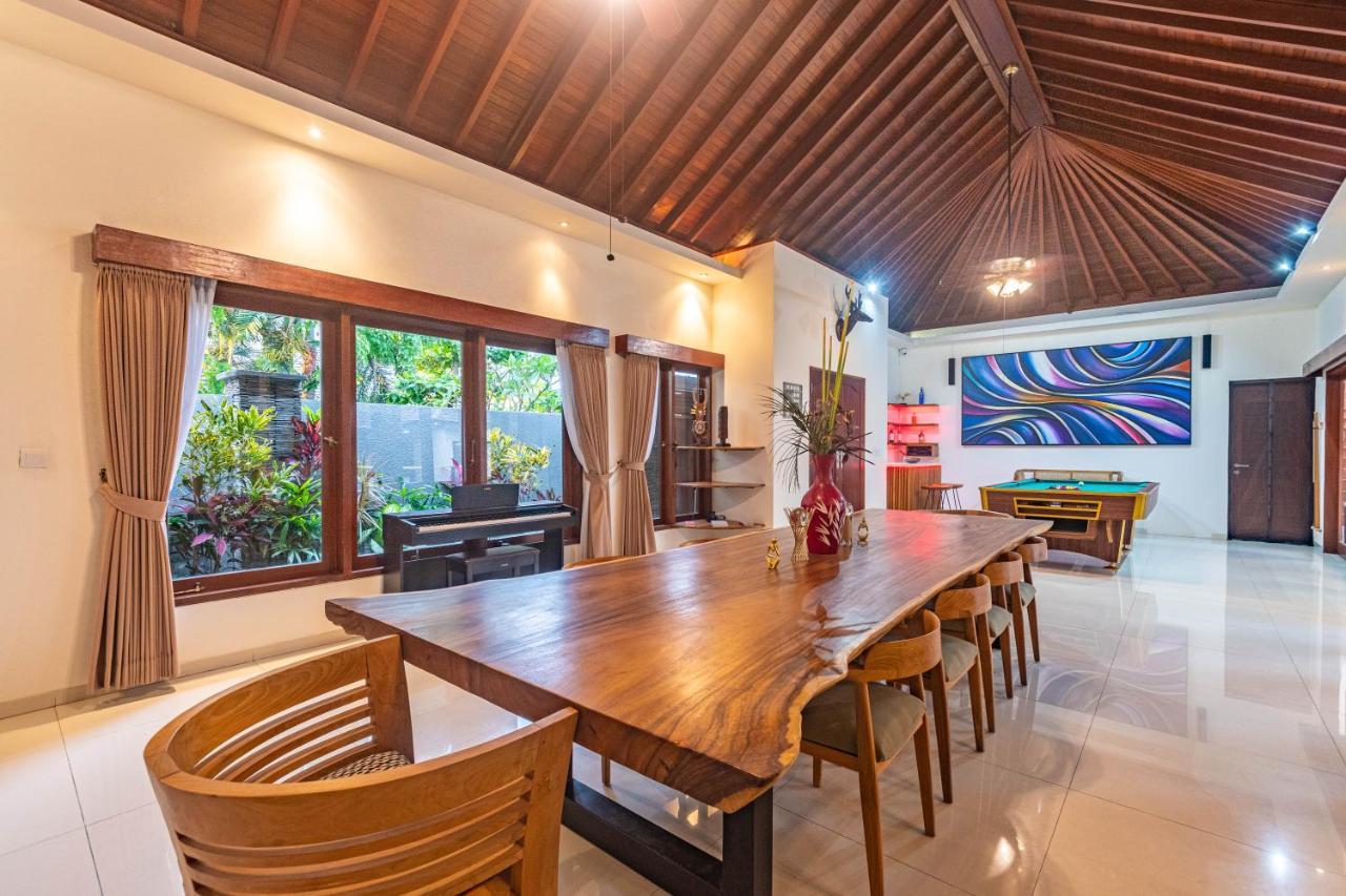 5 Bedroom Villa Sultan Luxury Entertainment And Relaxation スミニャック エクステリア 写真