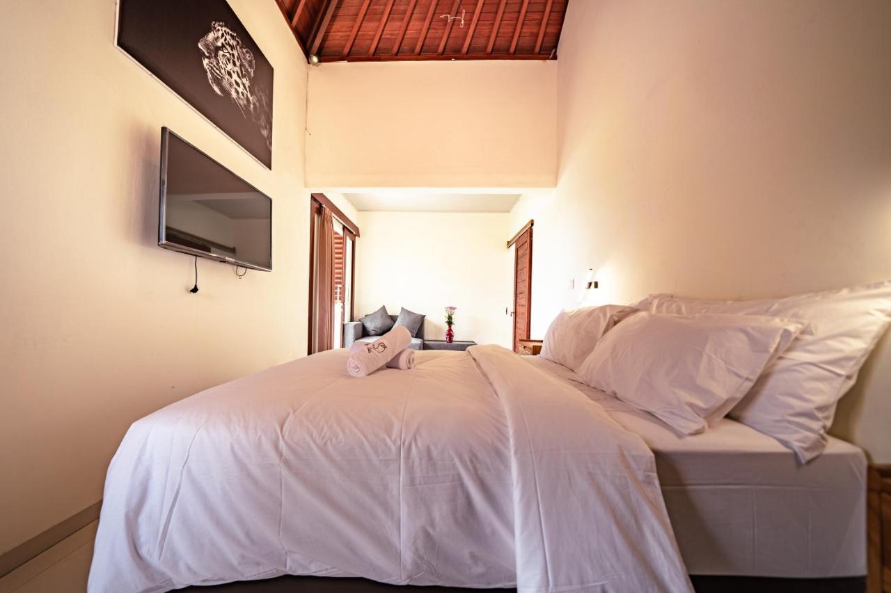 5 Bedroom Villa Sultan Luxury Entertainment And Relaxation スミニャック エクステリア 写真