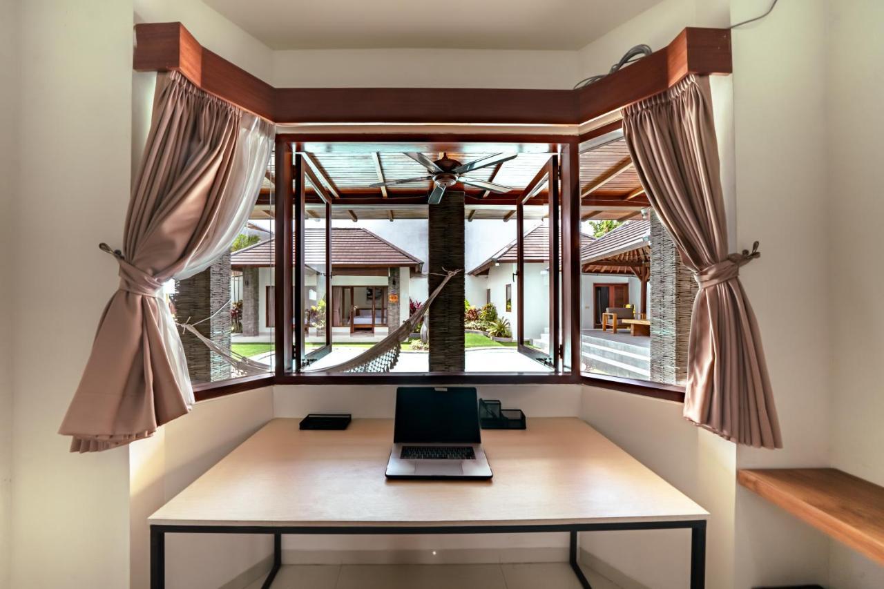 5 Bedroom Villa Sultan Luxury Entertainment And Relaxation スミニャック エクステリア 写真